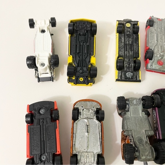 Lot of 23 Die-Cast Hot Wheels Toy Cars Diecast - Picture 13 of 16